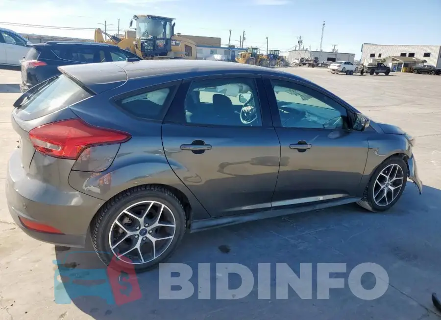 1FADP3M20JL304378 Photo# 3