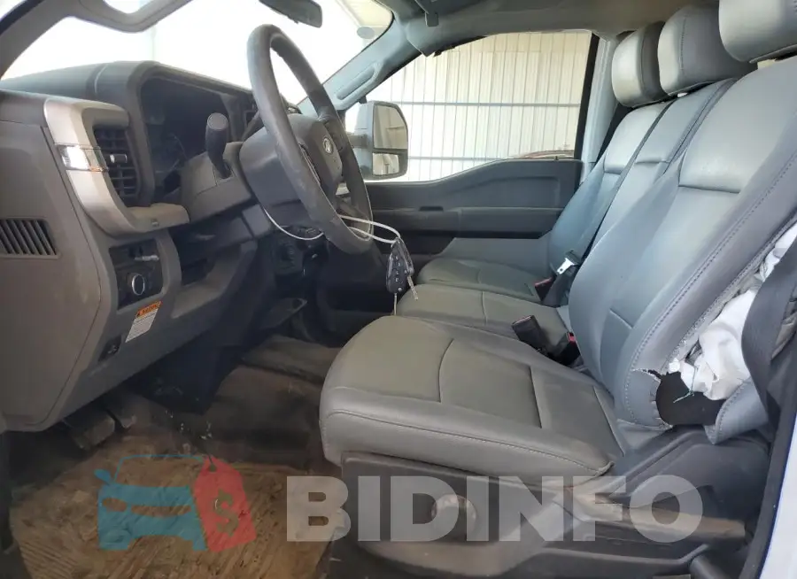 1FT7W2BA2PED17337 Photo# 7
