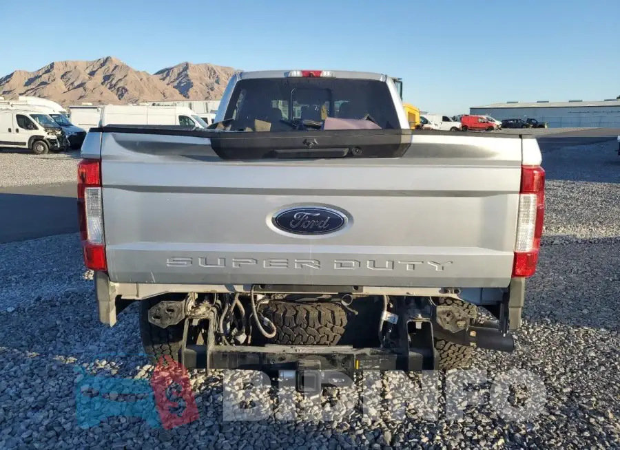 1FT8W3BTXKEG44282 Photo# 6