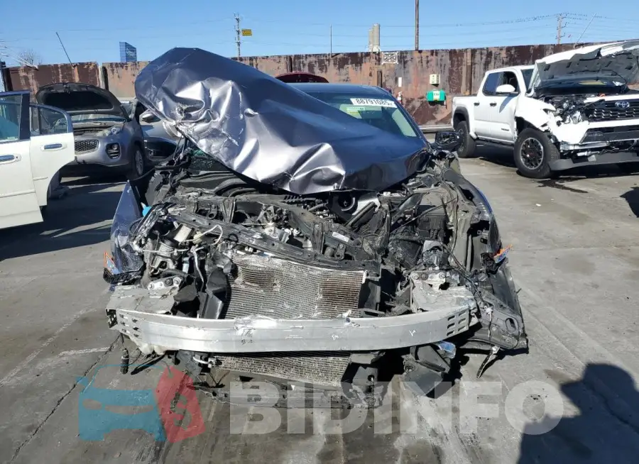 19XFC2F71HE208795 Photo# 5