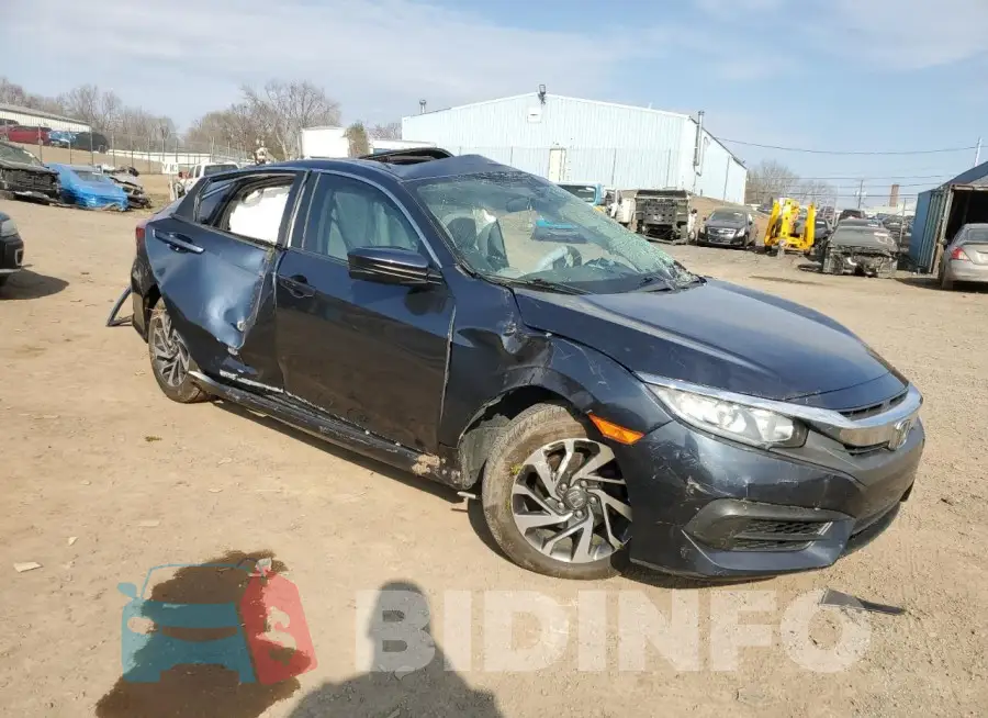 19XFC2F73HE225453 Photo# 4