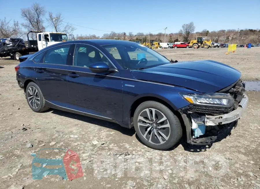 1HGCV3F57KA020442 Photo# 4