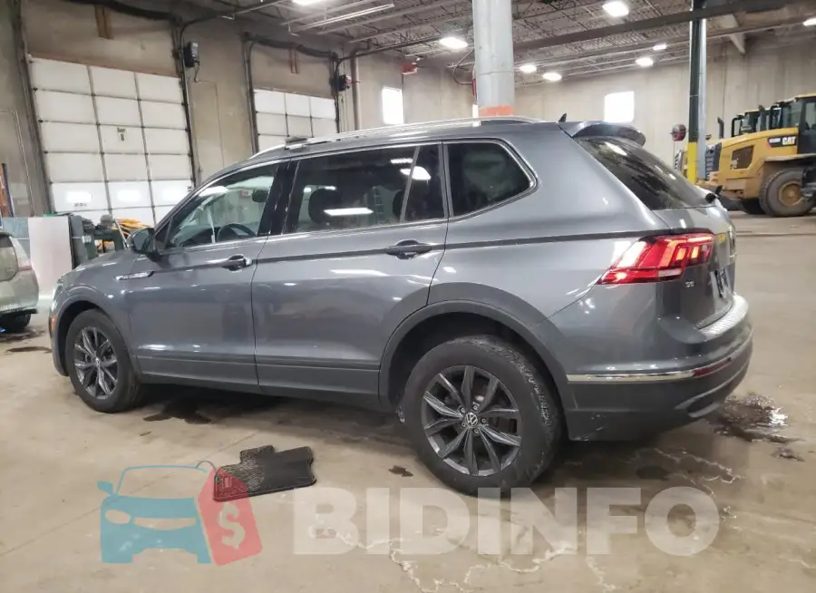 3VV2B7AX9NM111627 Photo# 2