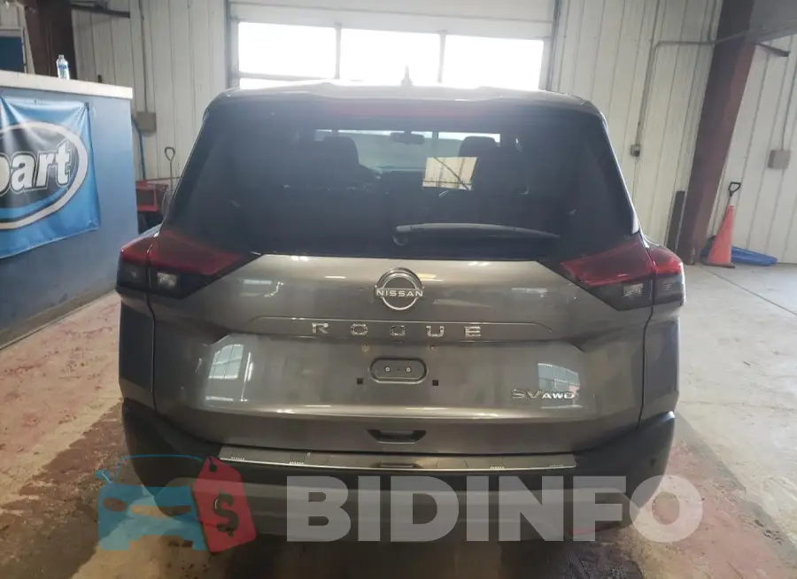 JN8BT3BB0PW472386 Photo# 6