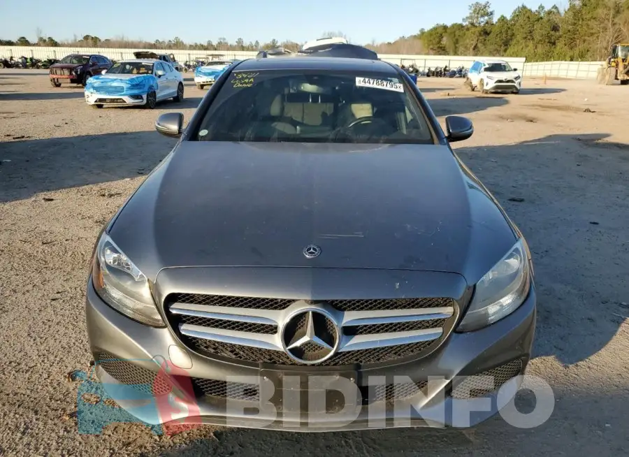 55SWF4JB6JU251767 Photo# 5