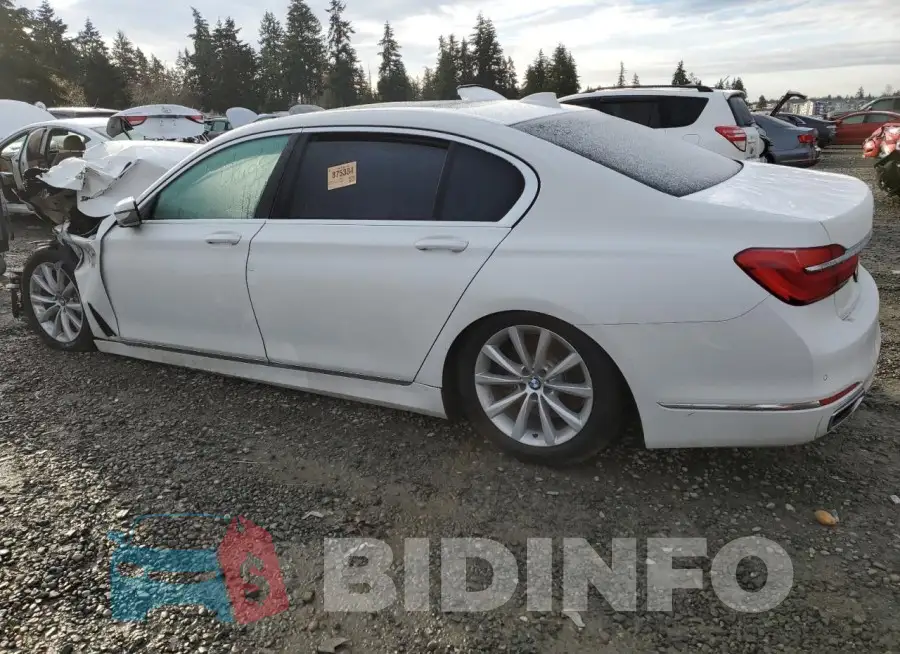WBA7E2C54JG742779 Photo# 2