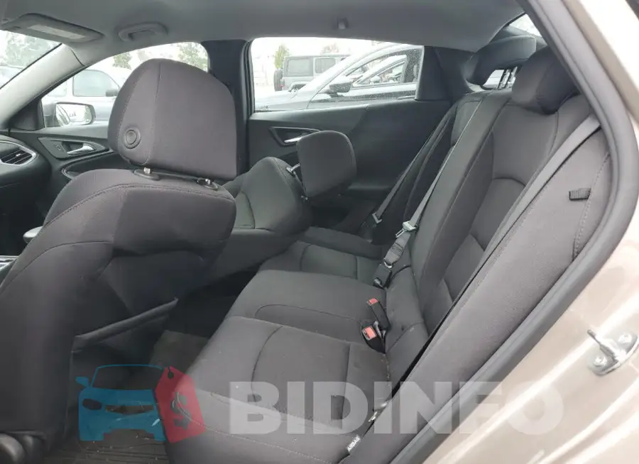 1G1ZB5ST2NF205824 Photo# 10
