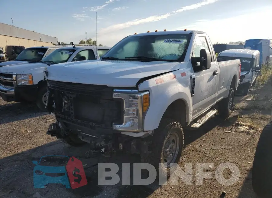 1FTBF2B60HEB57207 Photo# 1