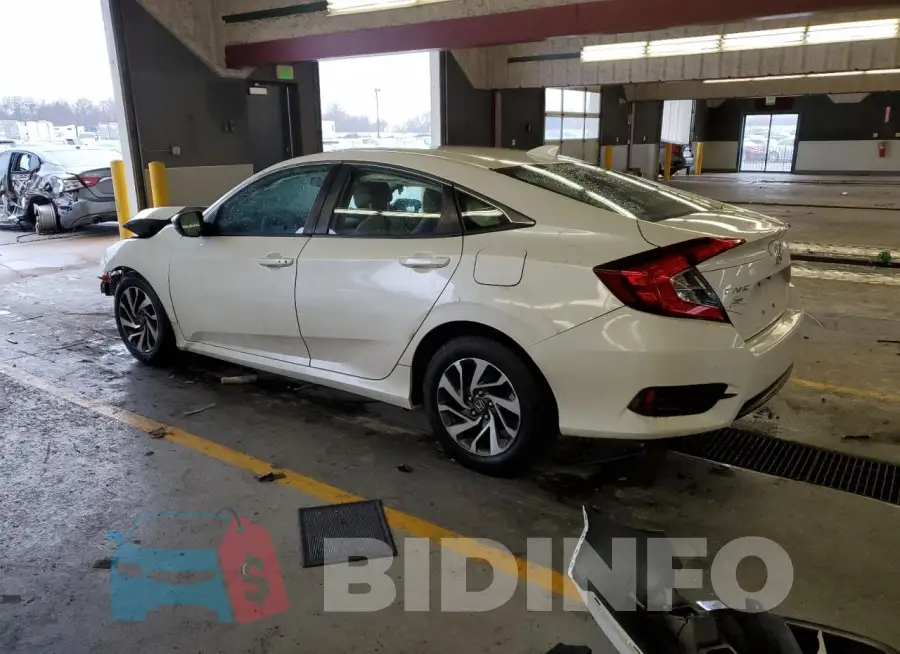 19XFC2F79HE013978 Photo# 2