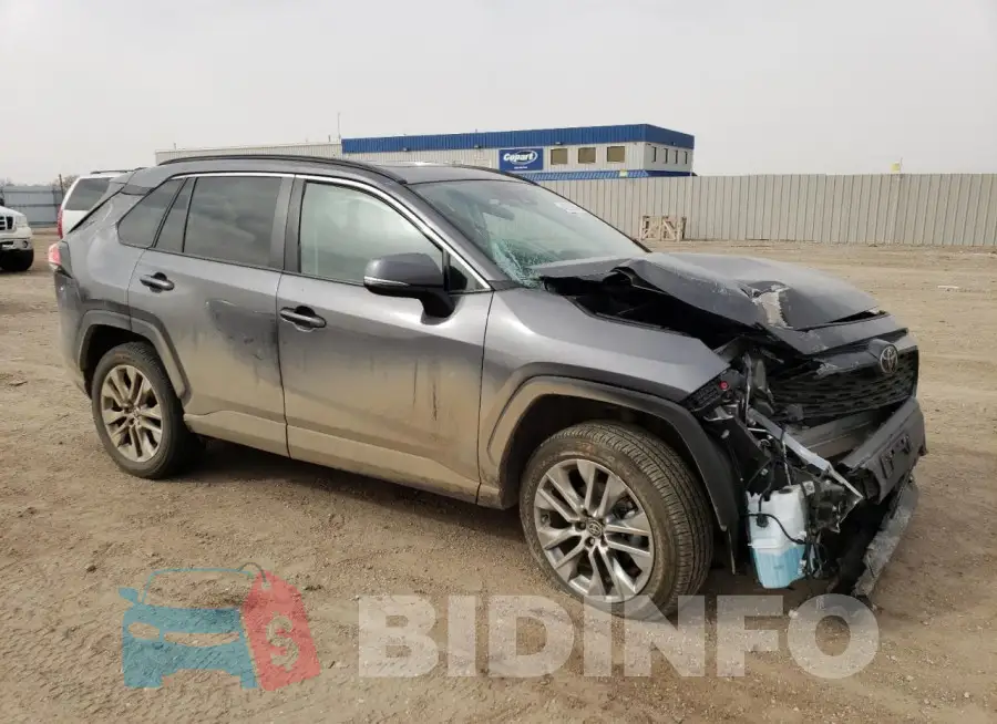 2T3A1RFV2RC416702 Photo# 4