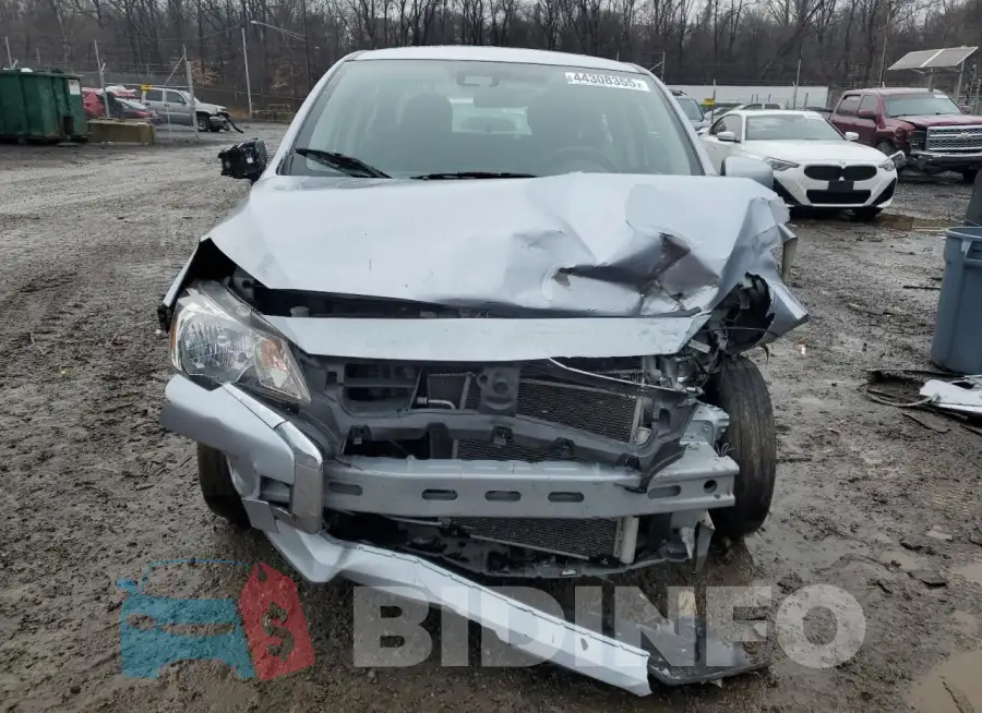 ML32FUFJ4PHF04051 Photo# 5