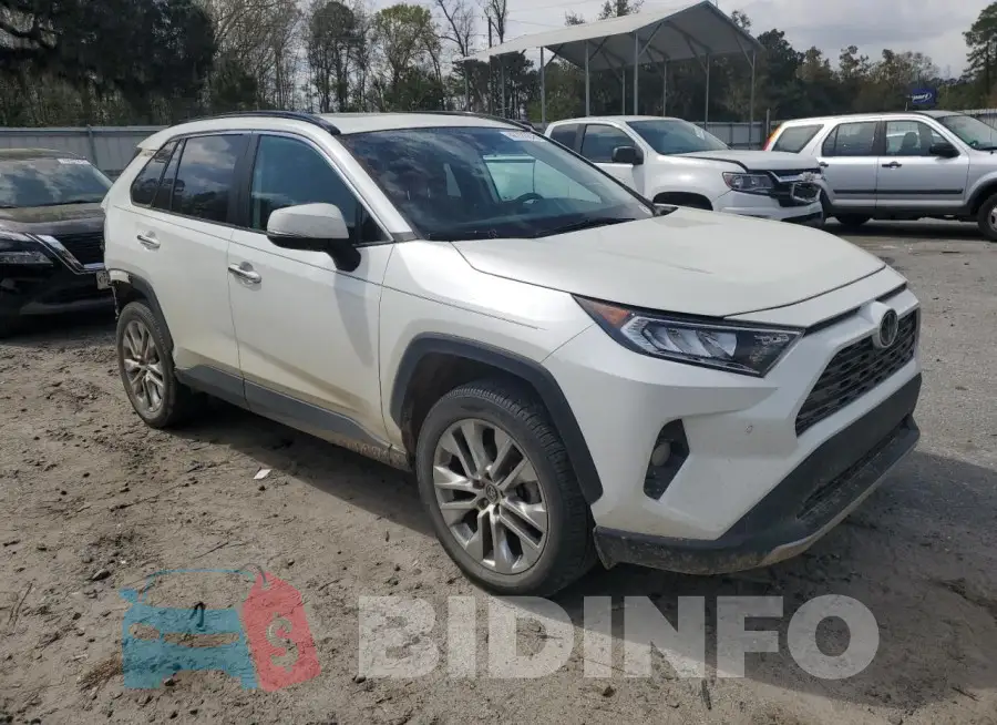 2T3Y1RFV8LC058575 Photo# 4