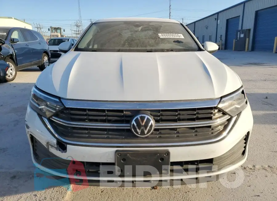 3VW5M7BU9RM020175 Photo# 5
