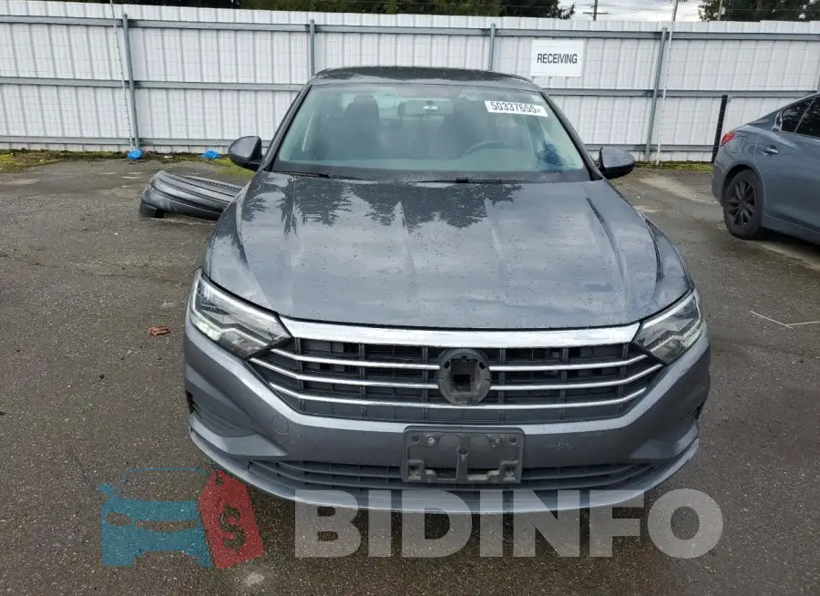 3VWCB7BU1LM018151 Photo# 5