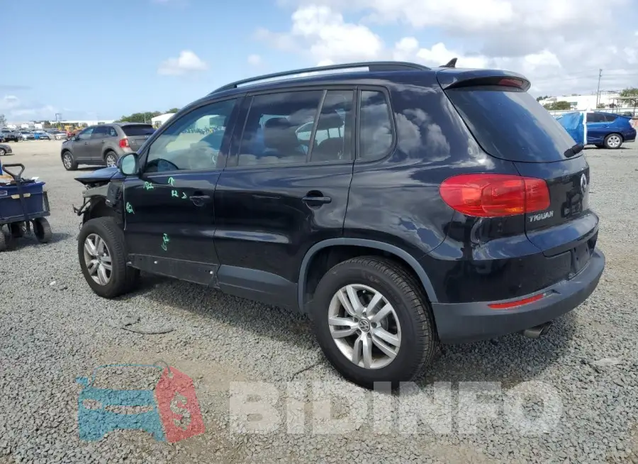 WVGAV7AX3HW510471 Photo# 2