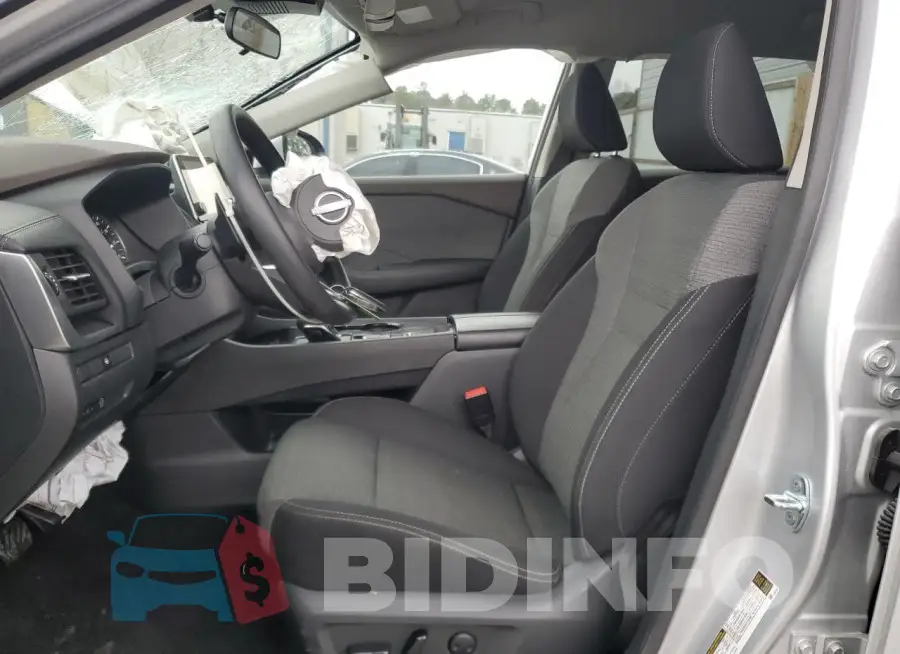 5N1BT3BA3PC813053 Photo# 7