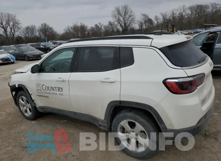 3C4NJDBB8LT101108 Photo# 2