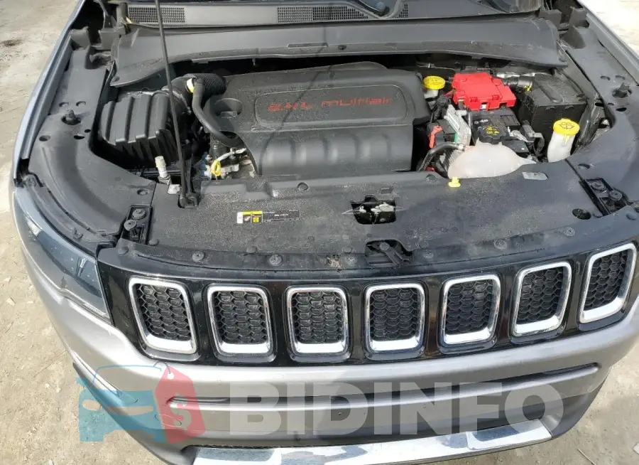 3C4NJDCB3LT128070 Photo# 11