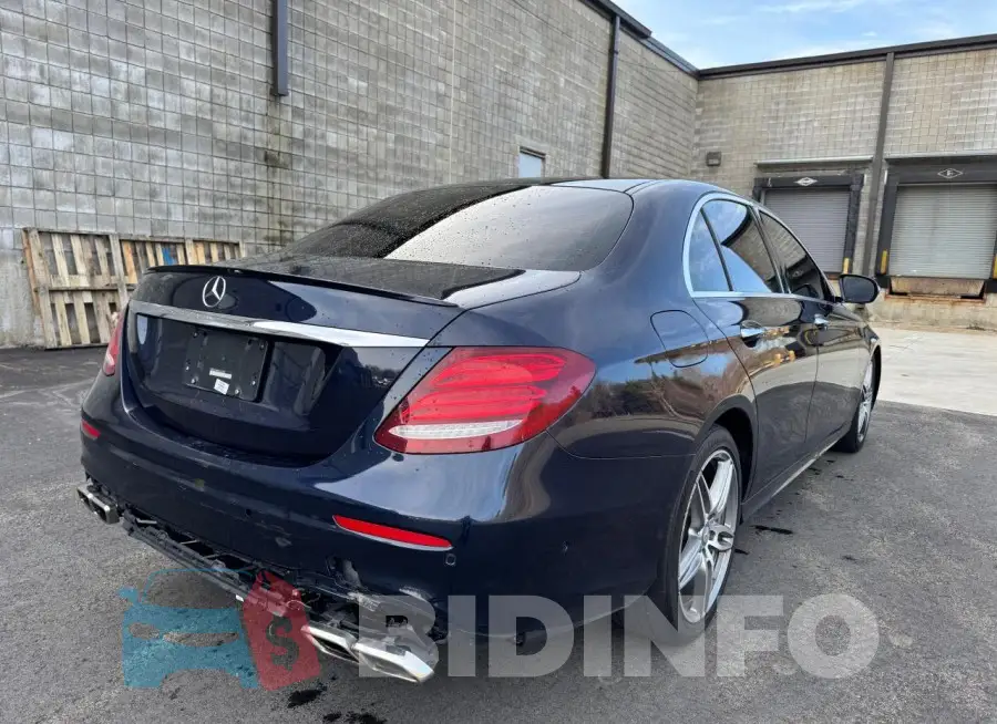 WDDZF4KB9HA062889 Photo# 4