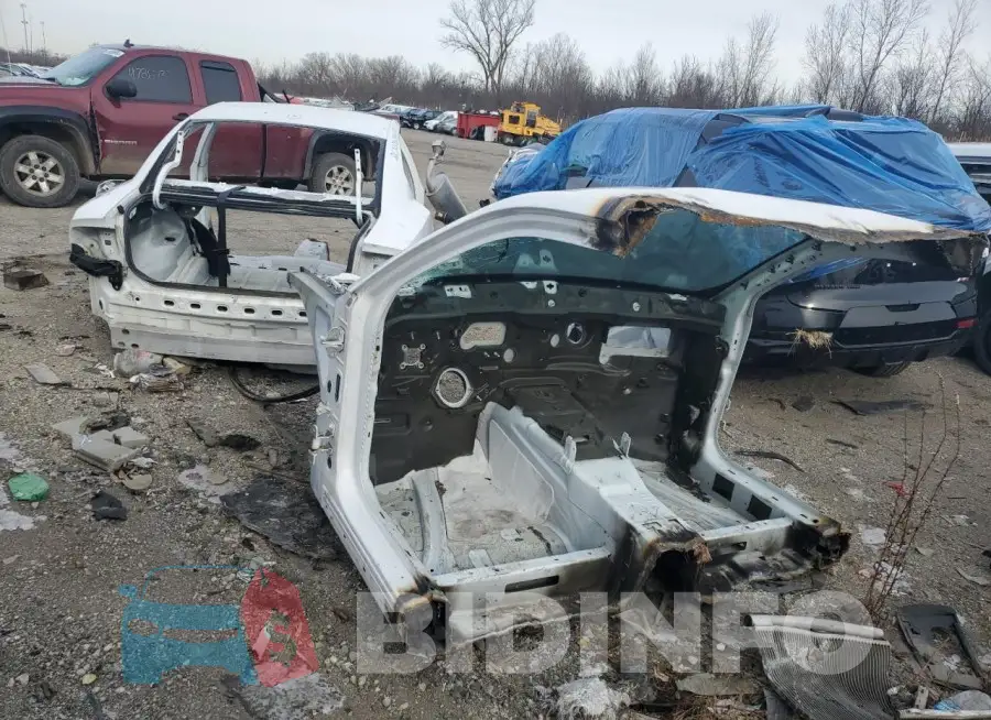 2C3CDXGJ3KH576645 Photo# 2
