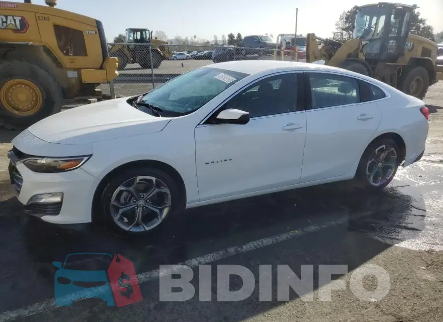 1G1ZD5ST3PF160440 Photo# 1