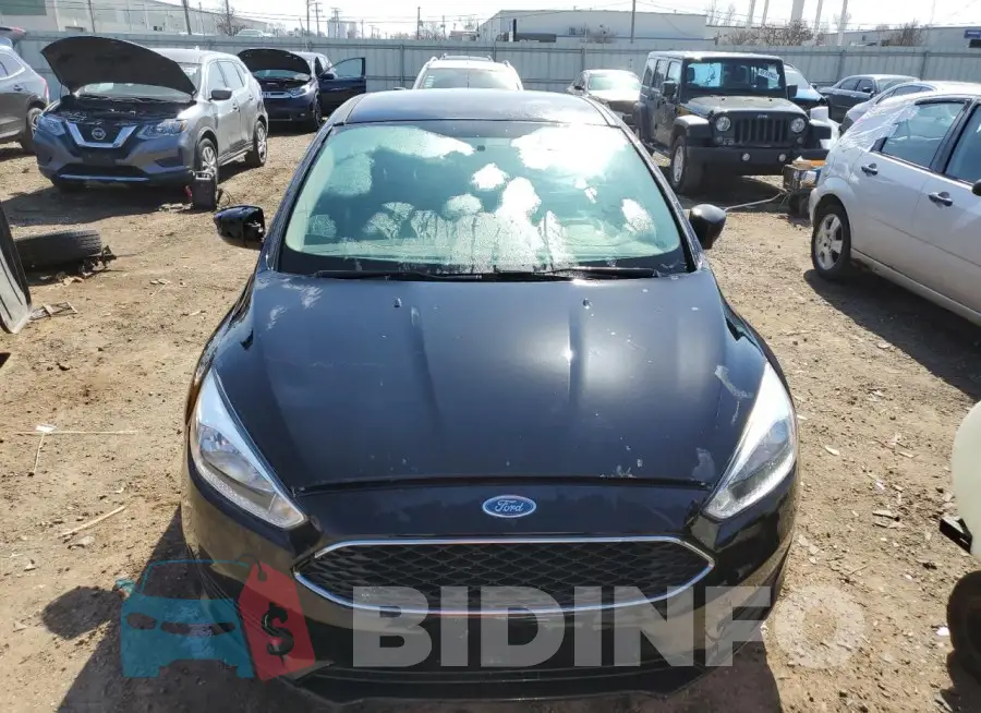 1FADP3E20JL221211 Photo# 5