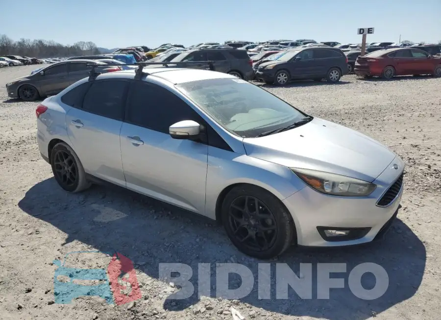 1FADP3F24GL267194 Photo# 4