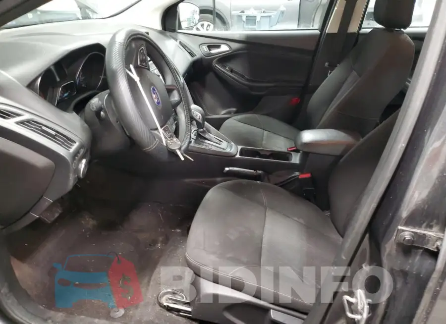 1FADP3F27HL286582 Photo# 7