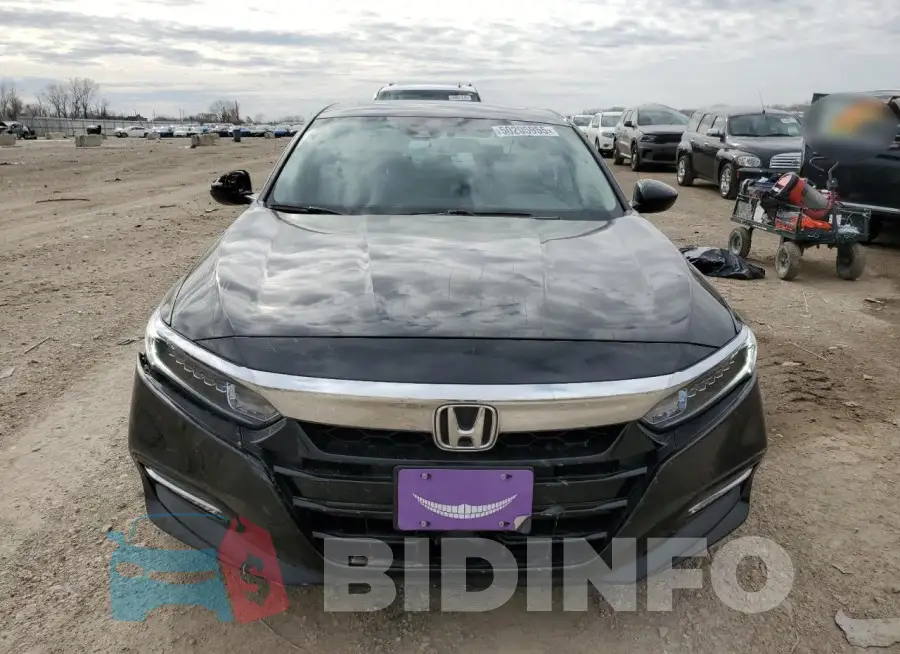 1HGCV3F43JA011419 Photo# 5