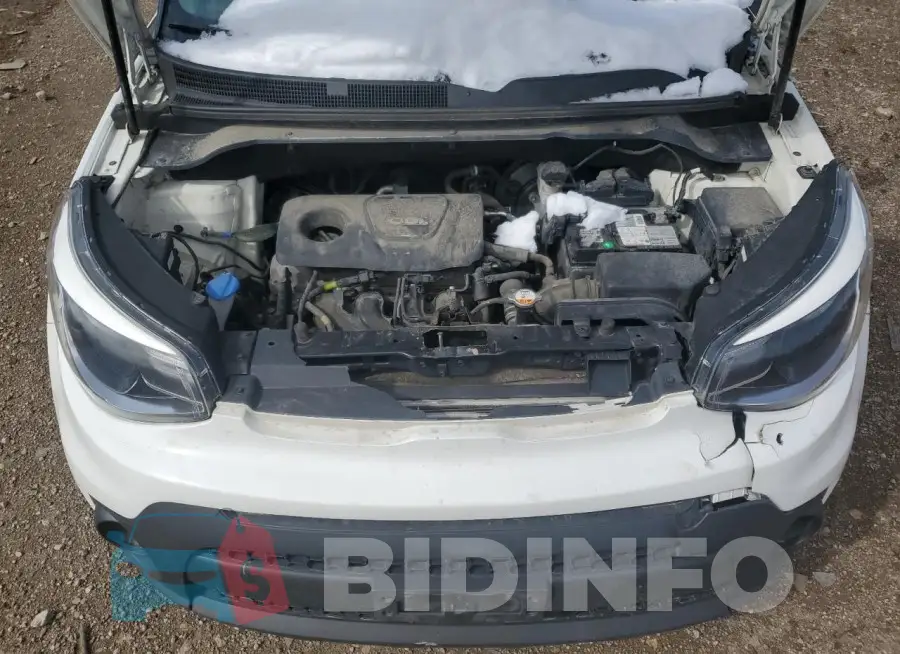 KNDJN2A2XH7461601 Photo# 11