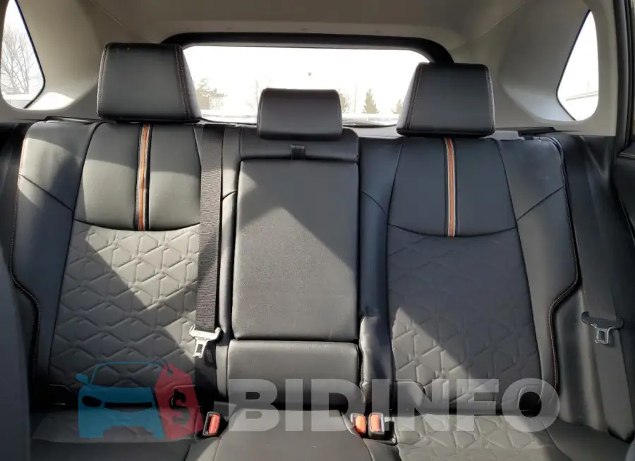 2T3J1RFV6RW428768 Photo# 10