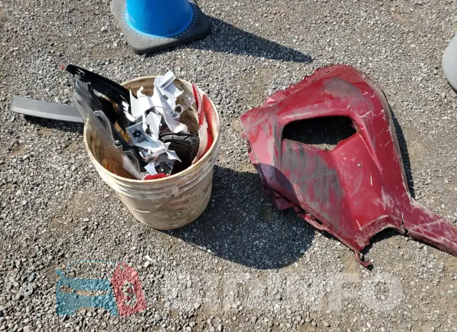 2T3R1RFV8KC057574 Photo# 13