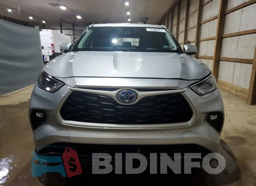 5TDBBRCH0PS108876 Photo# 5