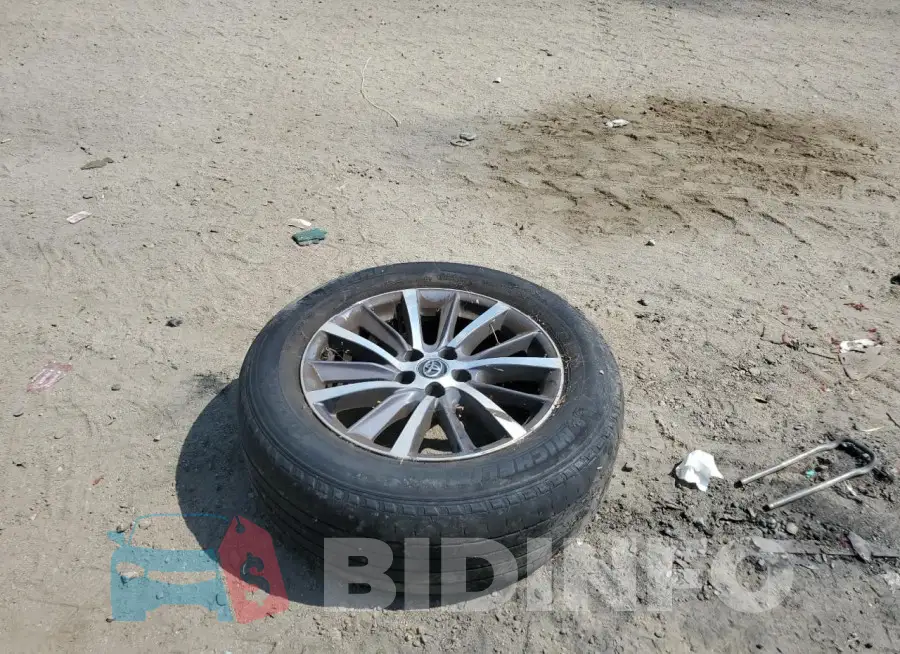 5TDJZRFH7JS824152 Photo# 13