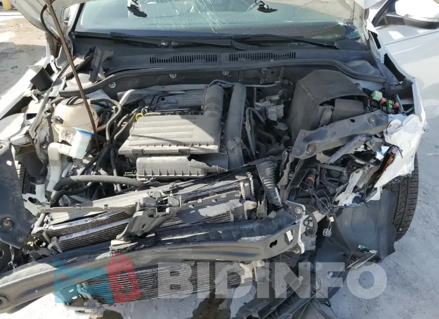 3VWDB7AJXHM205035 Photo# 11