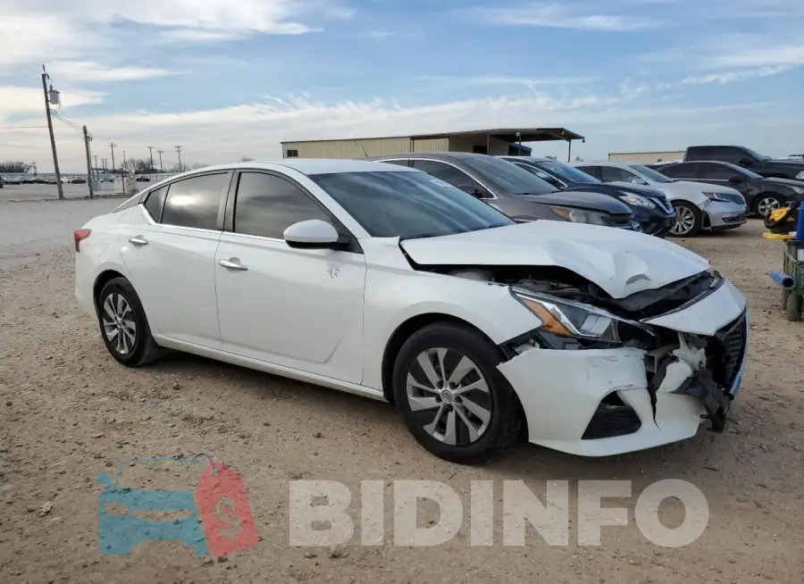 1N4BL4BV2LC166044 Photo# 4