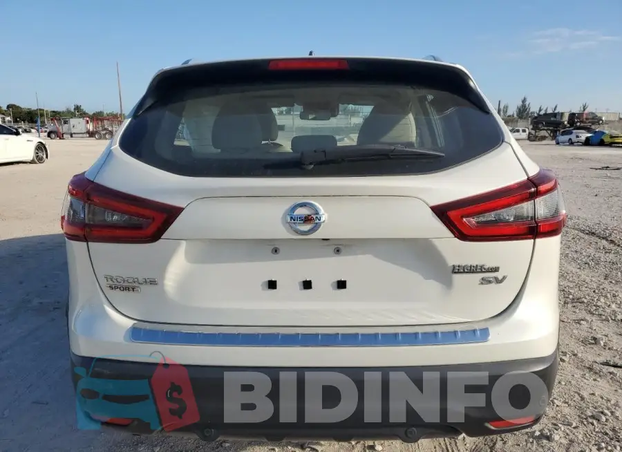 JN1BJ1BV4MW572019 Photo# 6