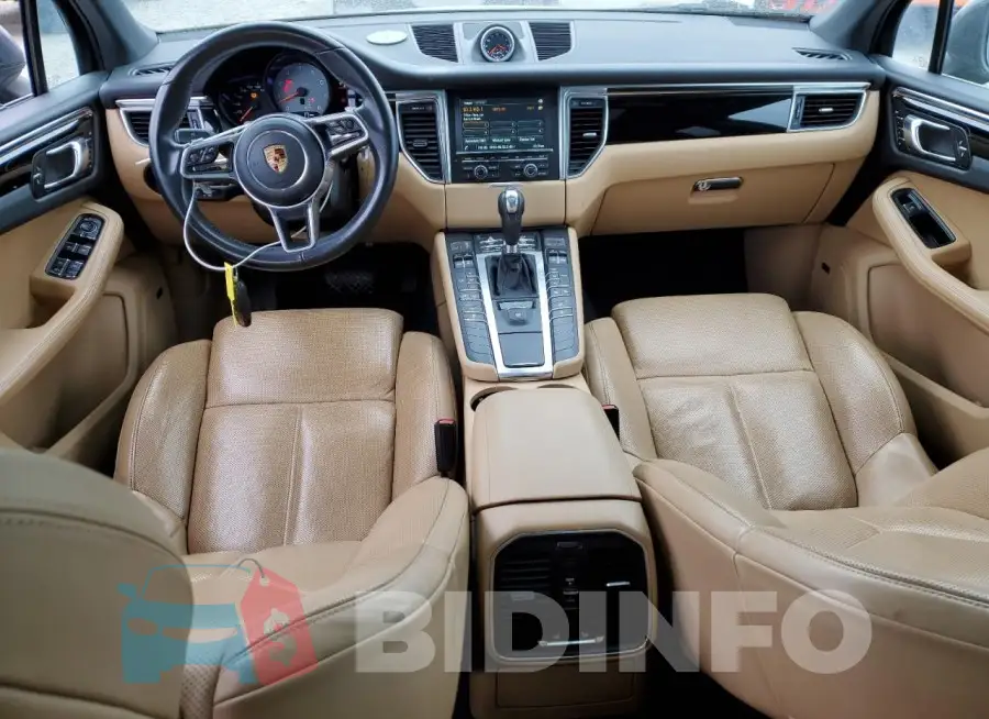 WP1AB2A5XGLB58390 Photo# 8