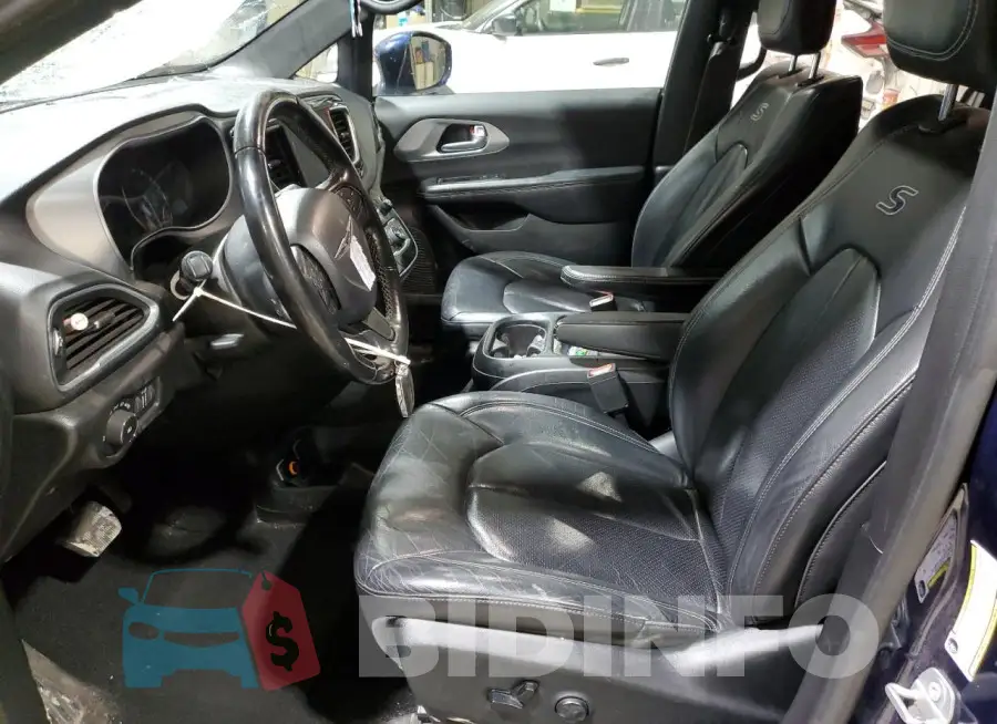 2C4RC1BGXKR508340 Photo# 7