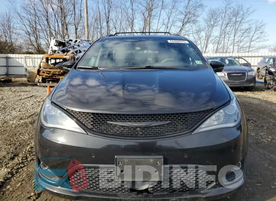 2C4RC1GG4LR124449 Photo# 5