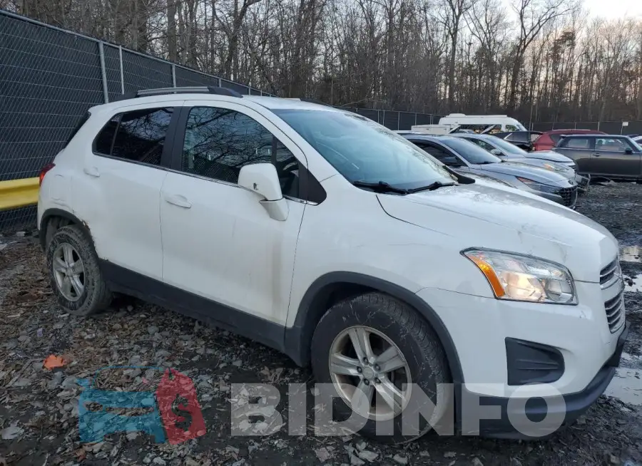 3GNCJLSB2GL146835 Photo# 4