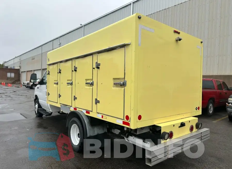 1FDXE4FS8KDC19330 Photo# 3