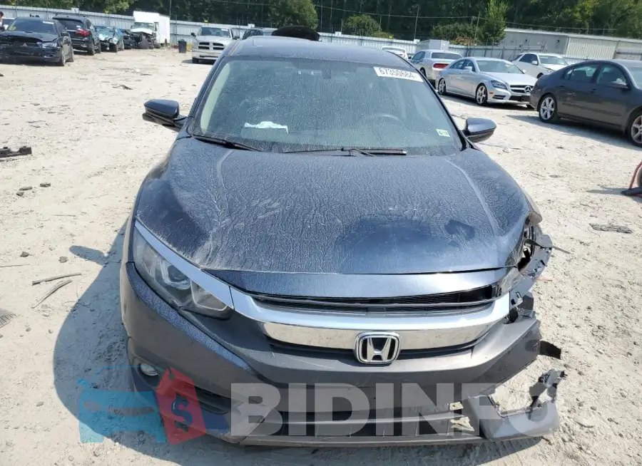 19XFC1F32HE026353 Photo# 5