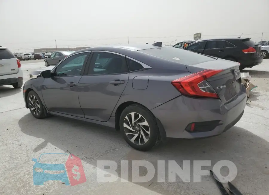 19XFC2F72JE017120 Photo# 2