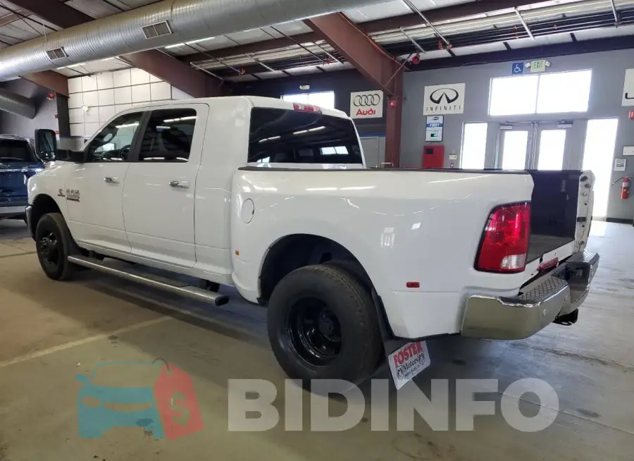 3C63RRLL8HG677745 Photo# 2