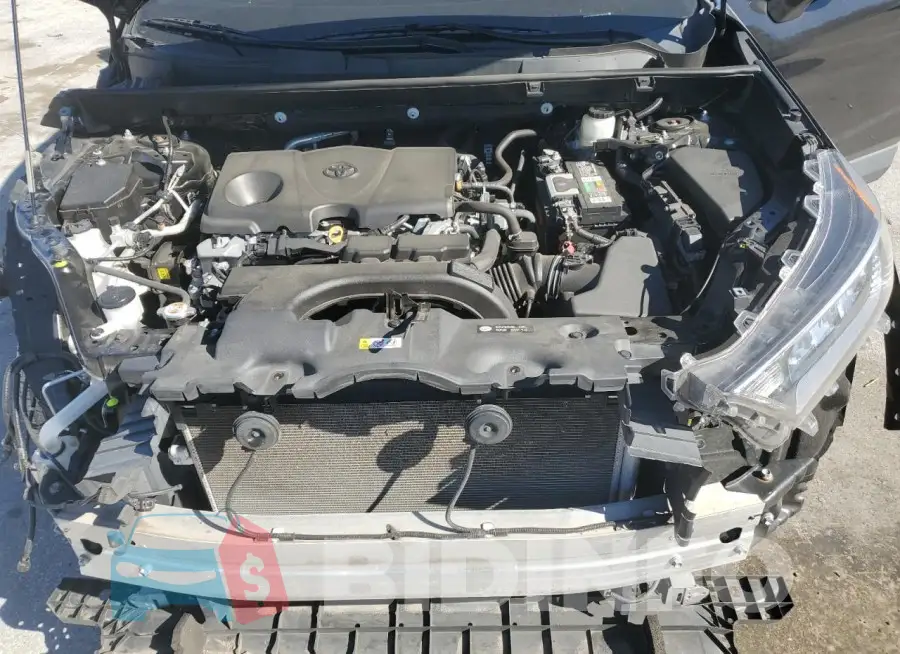 2T3C1RFV8MC108743 Photo# 12