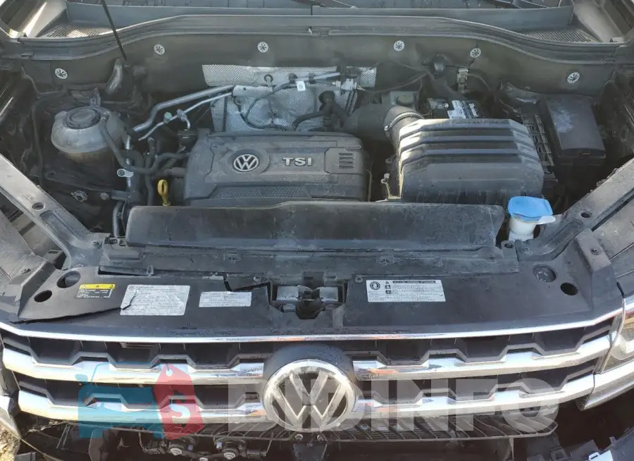 1V2WP2CA2KC619060 Photo# 12