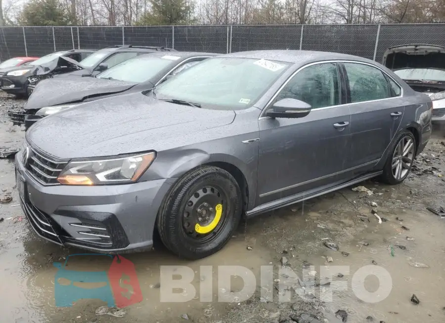 1VWDT7A38HC020725 Photo# 1