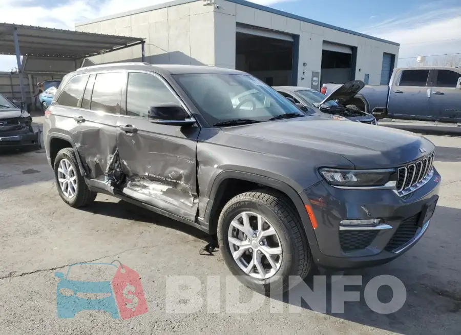 1C4RJGBG6N8549167 Photo# 4