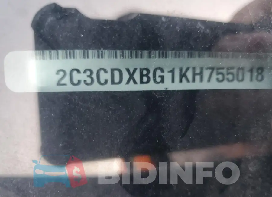 2C3CDXBG1KH755018 Photo# 12
